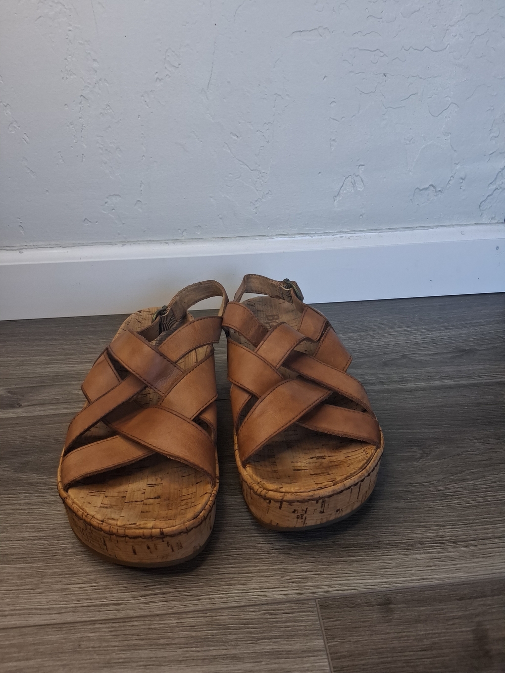 Born Leather Cork Platform Sandals Women's Sz 10 Brown Criss Cross Slingback - Picture 2 of 11
